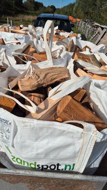 ✅️🔥BIGBAGS MET DROOG HAARDHOUT.  beschikbaar voor biedingen