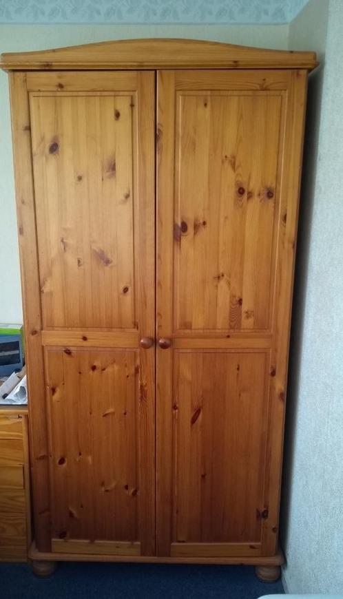 kledingkast TOSCA grenen, Huis en Inrichting, Kasten | Kledingkasten, Gebruikt, 150 tot 200 cm, 50 tot 75 cm, Met deur(en), Met plank(en)