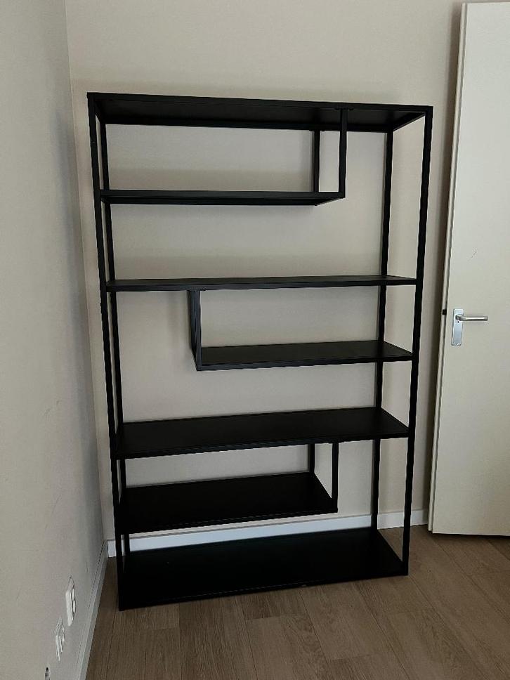 WOOOD vakkenkast Teun XL Zwart, Huis en Inrichting, Kasten | Boekenkasten, Zo goed als nieuw, 50 tot 100 cm, 150 tot 200 cm, 25 tot 50 cm