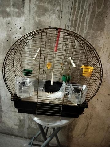 Bijna nieuwe Kooi Ferplast messing compleet  beschikbaar voor biedingen