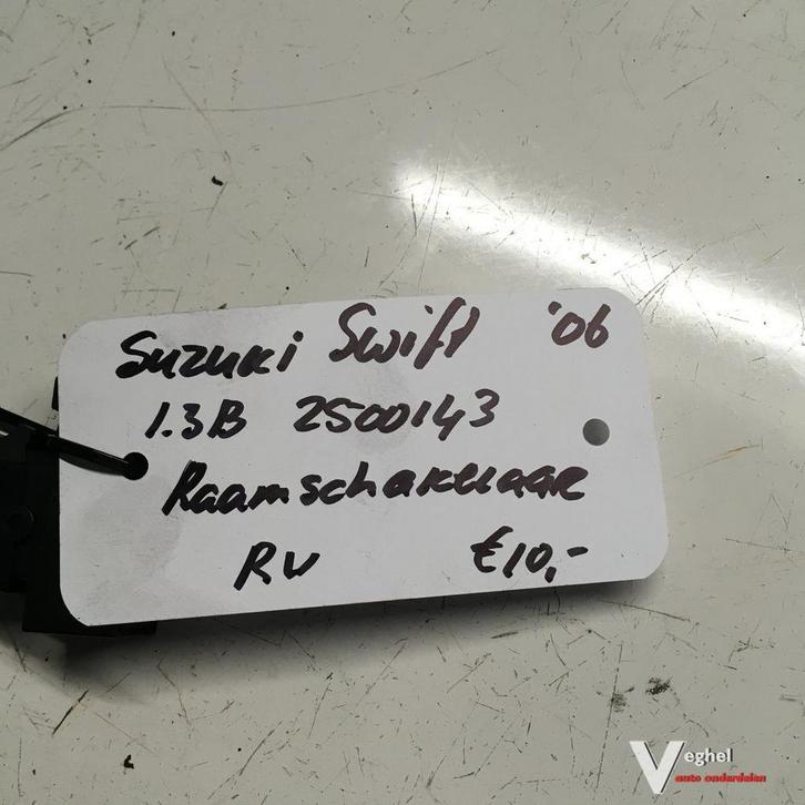 Suzuki Swift 1.3 Benzine 2006 2500143  Raamschakelaar Rechts, Auto-onderdelen, Dashboard en Schakelaars, Gebruikt, Ophalen of Verzenden