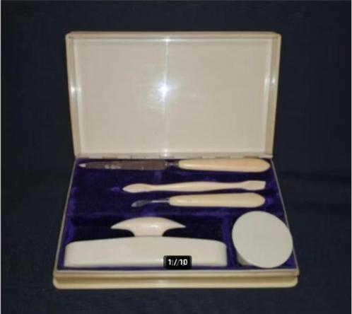 Art deco Bakelite Nail Manicure Pedicure Vanity Box Set. 10, Antiek en Kunst, Curiosa en Brocante, Ophalen of Verzenden