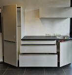NIEUWE LUXE Bruynzeel Pantry 240 cm breed/ Innovare OUTLET, Huis en Inrichting, Keuken | Complete keukens, Wit, Nieuw, Enkelwandige keuken