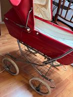 Ouderwetse kinder poppenwagen, Ophalen