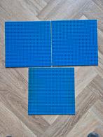 3 blauwe lego bouwplaten grondplaten baseplates 32x32, Kinderen en Baby's, Speelgoed | Duplo en Lego, Ophalen of Verzenden, Gebruikt