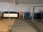 10 verrijdbare metalen kledingrekken, Ophalen, Beatrixstraat 65E Beneden Leeuwen, Harriekoopmans@hotmail.com, Gebruikt