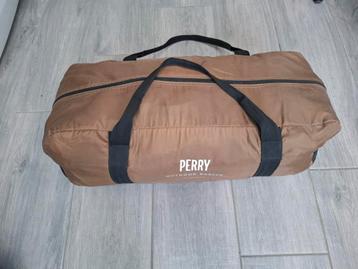Gratis Perry Sport 3 persoons tent beschikbaar voor biedingen