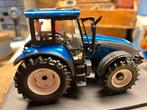 Valtra T 190 (2006). 1:43, Hobby en Vrije tijd, Modelauto's | 1:32, Ophalen of Verzenden, Nieuw, Tractor of Landbouw, Universal Hobbies