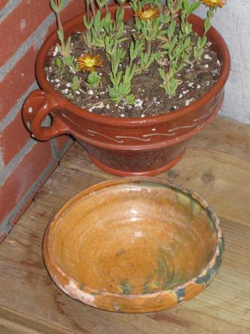 Franse Handgemaakte Antiek Brocante Kom beschikbaar voor biedingen