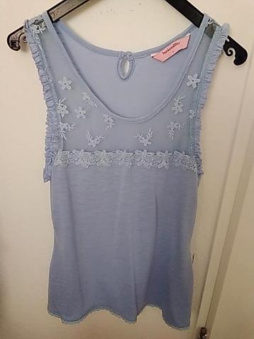 2x gedr: prachtige lavendel kleurige pyjamatop Hunkemöller S beschikbaar voor biedingen