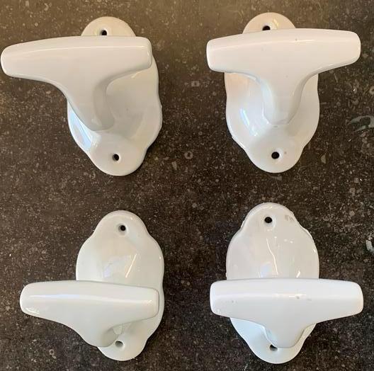 4 Oudhollandse wandhaken 11x6 cm, Antiek en Kunst, Curiosa en Brocante, Ophalen of Verzenden