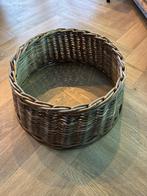 Rieten mand (kerstboom) standaard, Ophalen, Mand, Rond, Zo goed als nieuw