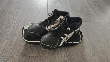Asics veldkorfbalschoenen - Gel-Crossover maat 42.5 beschikbaar voor biedingen
