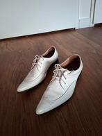 Findig leren puntschoenen - maat 41, Wit, Ophalen of Verzenden, Zo goed als nieuw, Findig