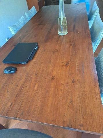 Royale eettafel van massief hout 260 x 100 beschikbaar voor biedingen