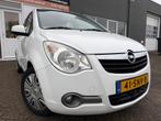 Opel Agila 1.0 Edition 5 drs met airco en navigatie en bluet, Euro 5, Stof, Gebruikt, Zwart