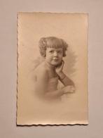 Fotokaart- meisje- kind- jurk- portret- studio, Ophalen of Verzenden, Voor 1940, Kind, Foto