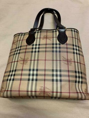 Burberry tas originele met bon beschikbaar voor biedingen
