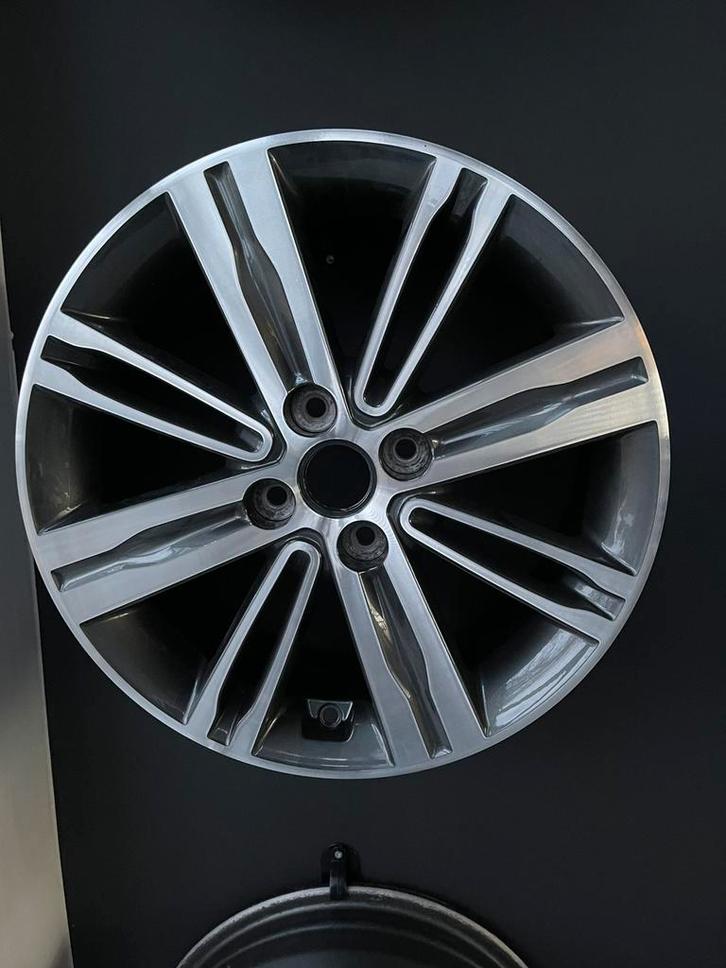 LM vegen 16 inch Kia Picanto, Rio, Stonic, Auto-onderdelen, Banden en Velgen, Banden en Velgen, Zomerbanden, 16 inch, Personenwagen