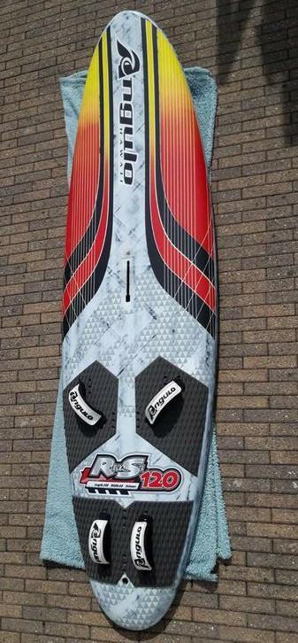 ANGULO RELEASE 120 freerace windsurfboard, Watersport en Boten, Windsurfen, Gebruikt, Plank, Minder dan 250 cm, Minder dan 5 m²