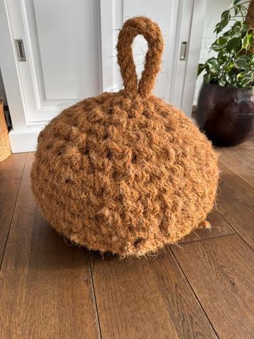 Speelbal XXXl beschikbaar voor biedingen