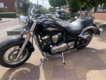 schitterende KAWASAKI VN900; PRIJS VERLAAGD naar 4500 € beschikbaar voor biedingen
