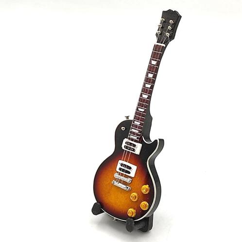 Slash Guns 'N Roses miniatuur gitaar hout 15cm mini deco, Verzamelen, Muziek, Artiesten en Beroemdheden, Nieuw, Foto of Kaart