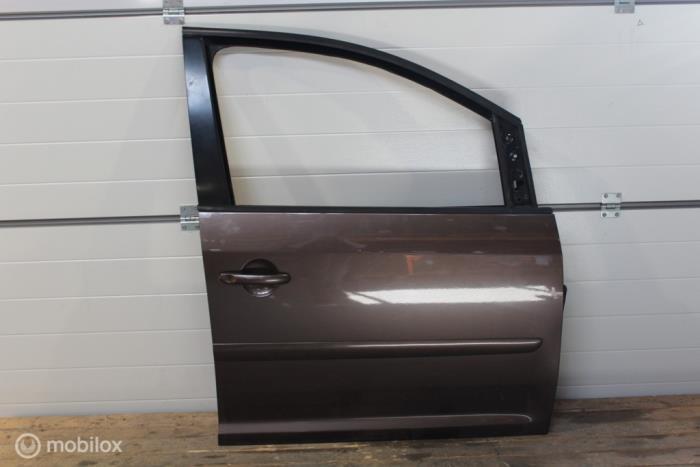 Portier 4Deurs rechts-voor van een Volkswagen Touran (LH8Z), Auto-onderdelen, Carrosserie en Plaatwerk, Deur, Volkswagen, Gebruikt