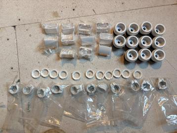 Honeywell Evohome HR92 / HR91 bevestigings materiaal beschikbaar voor biedingen