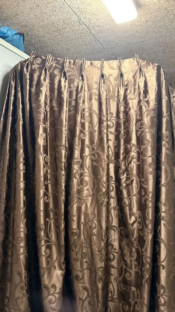 2 stuks Gordijnen - Zo goed als nieuw, Ophalen of Verzenden