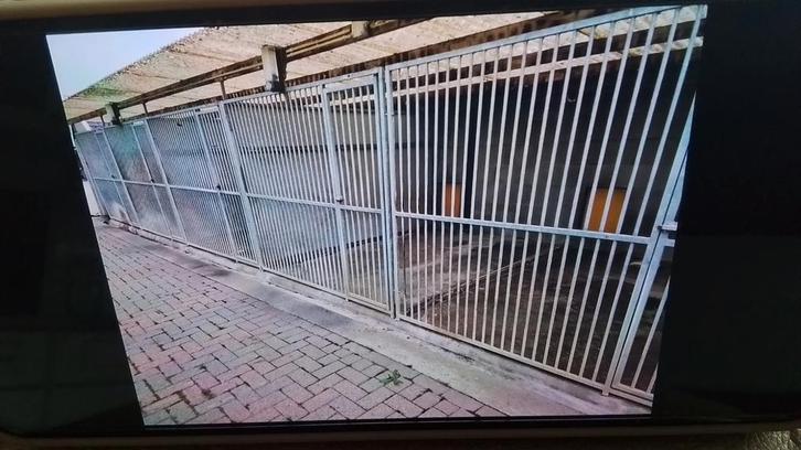 Corton kenneldelen  , gaas hekwerk en trespa, Dieren en Toebehoren, Hondenhokken, Zo goed als nieuw, Hondenkennel, 100 cm of meer