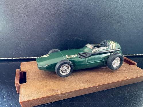 VanWall f1 HP285, Brumm, Mint/Boxed, Hobby en Vrije tijd, Modelauto's | 1:43, Nieuw, Auto, Overige merken, Ophalen of Verzenden