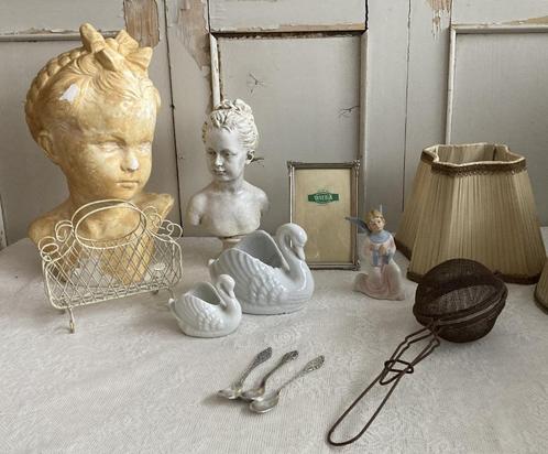Brocante lampenkapjes - zeepklopper - fotolijstje, Antiek en Kunst, Curiosa en Brocante, Ophalen of Verzenden