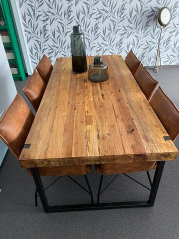 Luxe houten eettafel met 6 stoelen 200x95cm beschikbaar voor biedingen