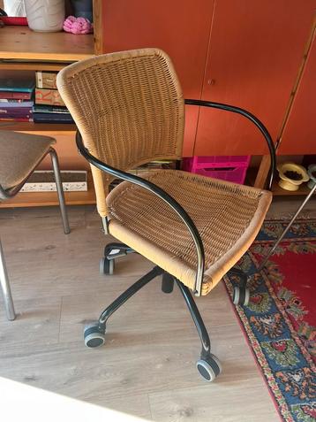 Vintage Ikea ‘Gregor’ rieten bureaustoel midcentury look beschikbaar voor biedingen
