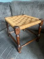 Vintage Houten Voetbankje / Krukje Riet Jaren 60/70., Huis en Inrichting, Banken | Voetenbanken en Poefen, Riet of Rotan, Minder dan 50 cm