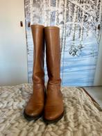 Dames laats Guess - camel maat 38, Kleding | Dames, Schoenen, Ophalen of Verzenden, Zo goed als nieuw, Bruin