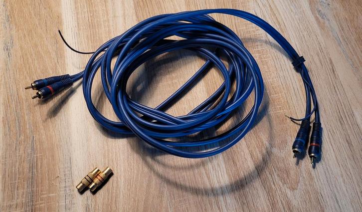 Platenspeler stereo verlengkabel 5m, Audio, Tv en Foto, Audiokabels en Televisiekabels, Zo goed als nieuw, Luidsprekerkabel, Minder dan 2 meter