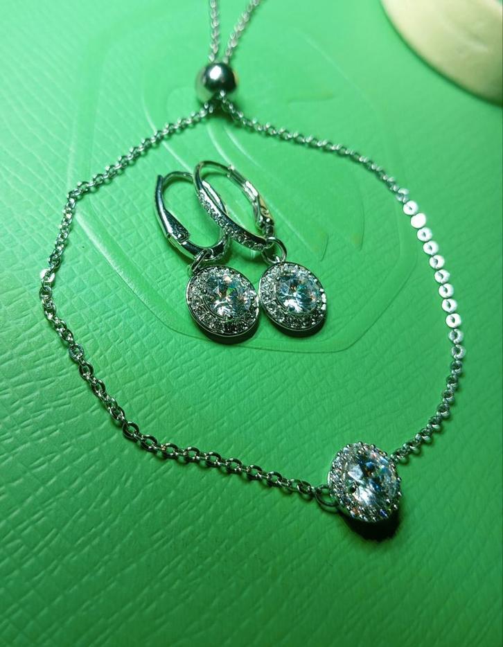 Swarovski Set: Oorbellen & Armband, Sieraden, Tassen en Uiterlijk, Armbanden, Zo goed als nieuw, Zilver, Zilver, Met kristal, Ophalen of Verzenden