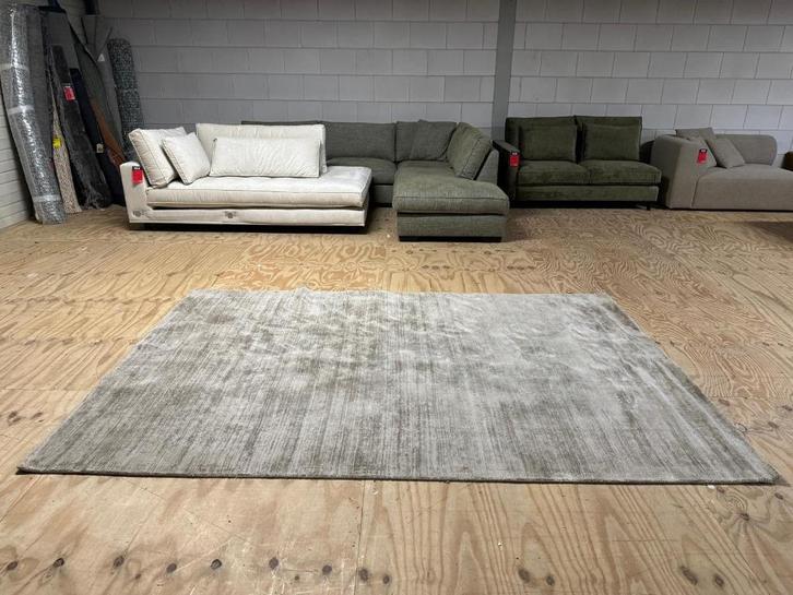 Vloerkleed Davis l Whoon | Meubilex l van €1049 voor €299, Huis en Inrichting, Stoffering | Tapijten en Kleden, Zo goed als nieuw