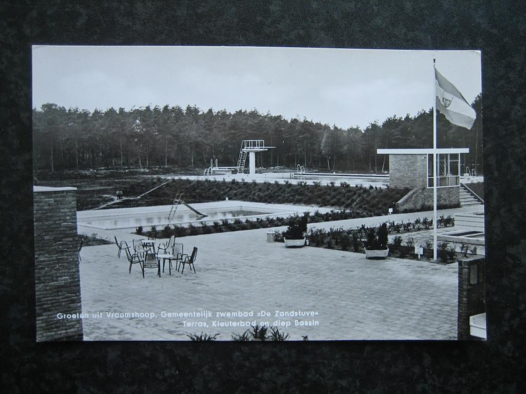 VROOMSHOOP zwembad C  1963, Verzamelen, Ansichtkaarten | Nederland, Ophalen of Verzenden, 1960 tot 1980, Overijssel