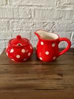 Rood/wit gestippeld melkkannetje en suikerpot set, Ophalen of Verzenden, Gebruikt