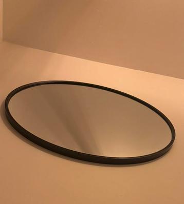 Nieuwe hangspiegel te koop beschikbaar voor biedingen