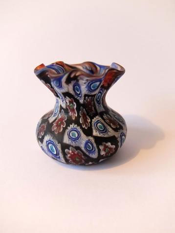 oud Murano vaasje glas Fratelli Toso Italië beschikbaar voor biedingen