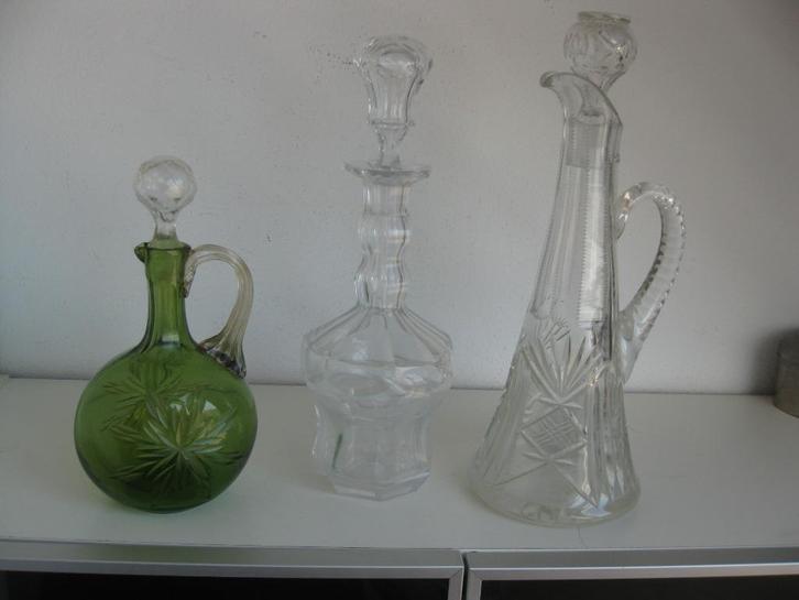 Drie verschillende antieke kristallen karaffen., Antiek en Kunst, Antiek | Glas en Kristal, Ophalen