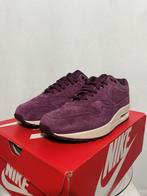 BIJNA NIEUW! Maat 40 - Nike Air Max 1 Bordeaux Desert Sand, Overige kleuren, Verzenden, Nike, Nieuw