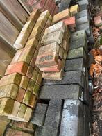 Gratis af te halen: Klinkers en breker zand, Ophalen, Gebruikt, Klinkers, Minder dan 5 m²