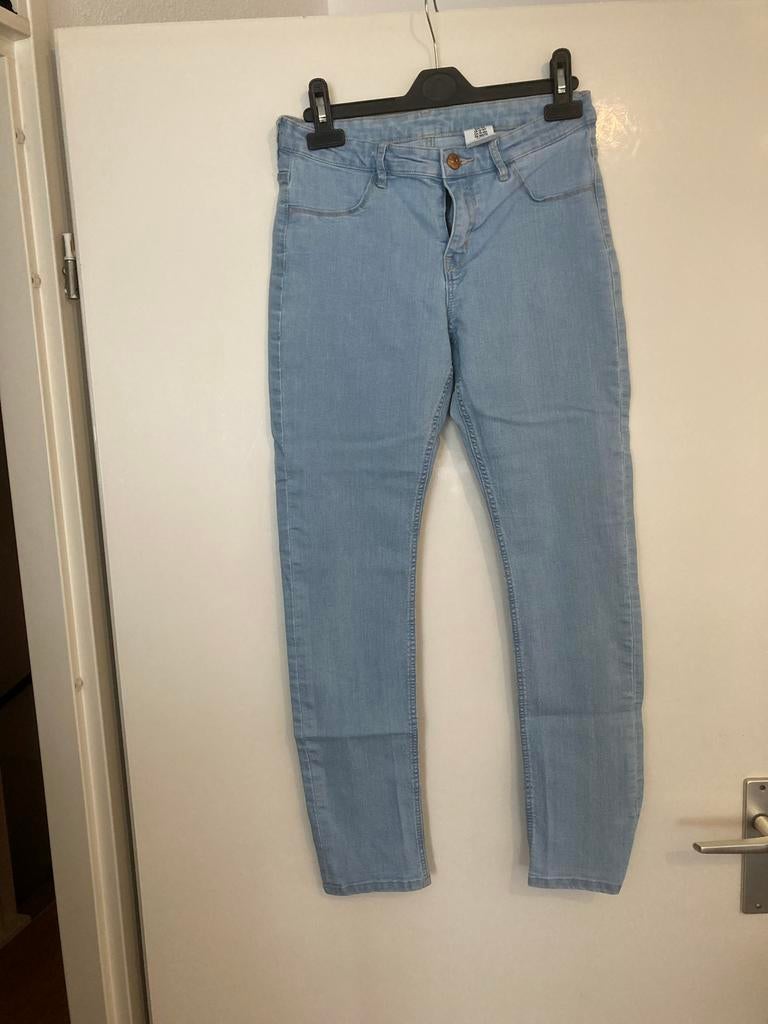 H&M skinny fit jeans 164, Ophalen of Verzenden, Zo goed als nieuw, Meisje, Broek