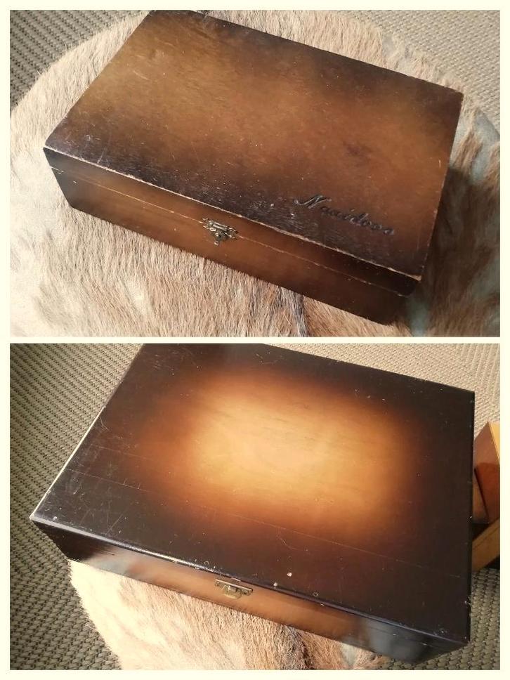 Twee oude naaidozen naai kistjes met vakken knutsel hobby, Antiek en Kunst, Curiosa en Brocante, Ophalen of Verzenden