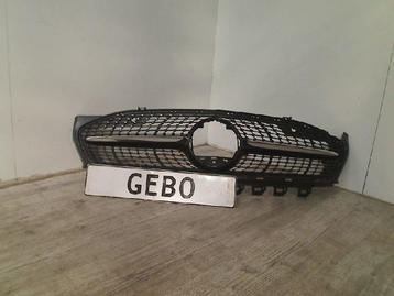 GRILLE Mercedes-Benz CLA (118.3) (01-2019/-) (A1188880000) beschikbaar voor biedingen